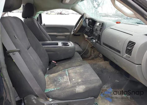 2011 Chevrolet Silverado 1500 Work Truck z USA, uszkodzony, nr VIN 1GCNCPEX4BZ175376